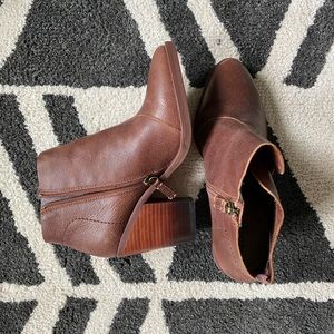 ✨NWOT✨ Kelsi Dagger Leather Ankle Boots